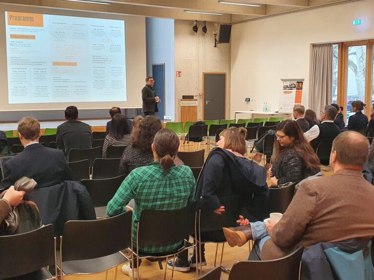 /tagungen/tagungsberichte/jahrestagung-2023-der-gped-kenntnisse-und-wissen-im-philosophieunterricht/